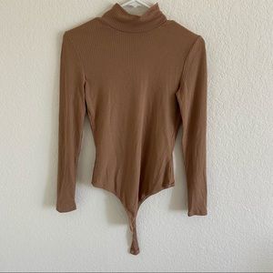 Elodie ribbed camel longsleeve turtleneck bodysuit